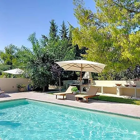 Sleeps 6 Pool Air Con Wifi فيلة